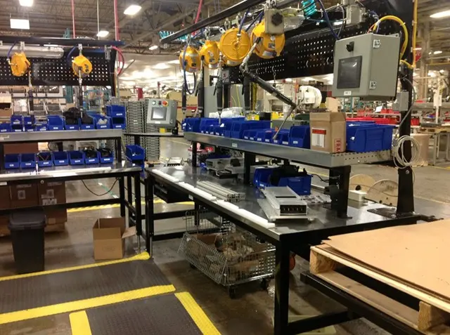 Levelizer® ADJ-HITE Workstation, view 3