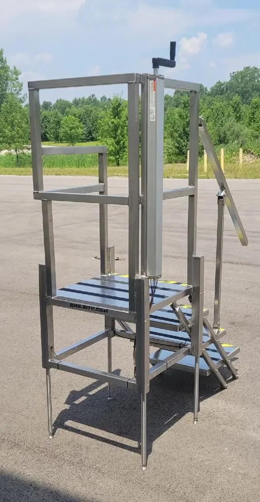 Levelizer® ADJ-HITE Personnel Platform, view 3